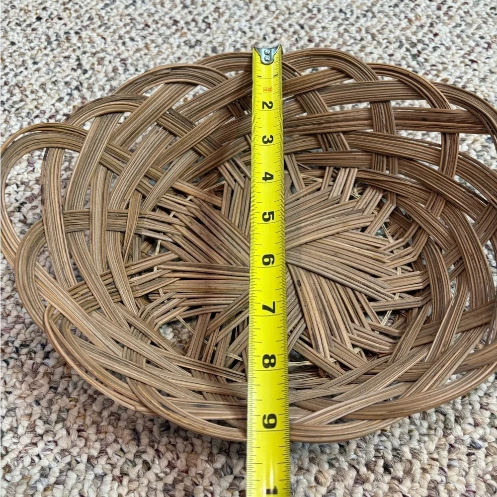 Woven Brown Retro Boho Chic Wicker Basket. Fruit Display Wall Hanging
